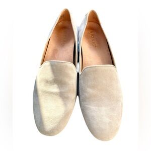 Vionic Womens Willa II Leather Loafers